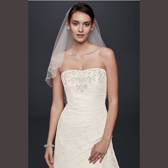 Davids Bridal A-line Lace Wedding Dress With Side Split Details Size: 10 - Picture 3 of 10
